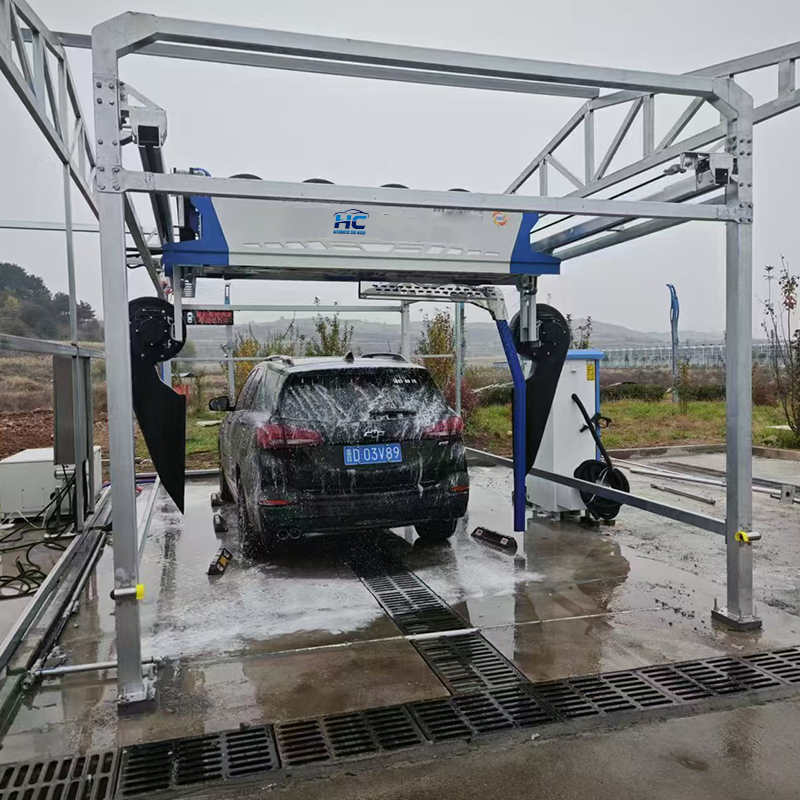 2001S touchless car wash installed outdoors